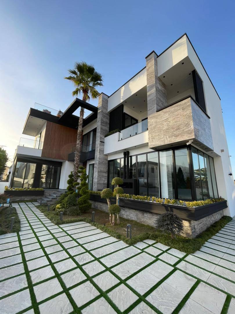 خرید ویلا استخردار مدرن در ونوش نوشهر